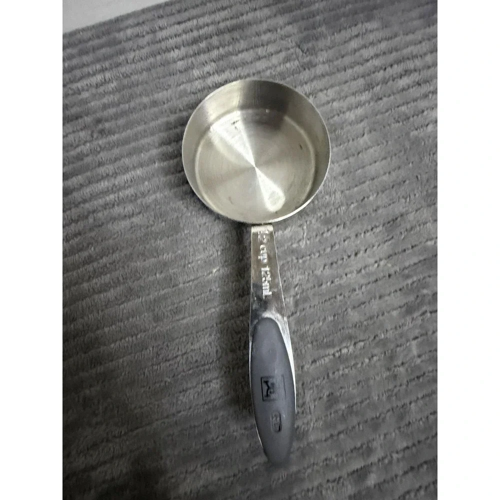 Zwilling J.A. Henckels 1/2 Cup Measuring